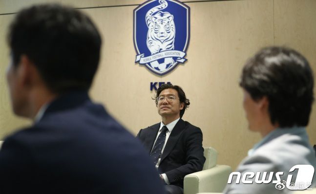 我的很多朋友和家人今晚都在这里，所以这意味着很多。